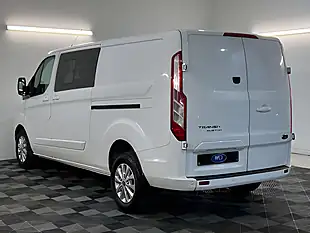Used 2022 Ford Transit Custom Limited Frozen White - Interior and Exterior details 7