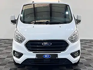 Used 2022 Ford Transit Custom Limited Frozen White - Interior and Exterior details 9