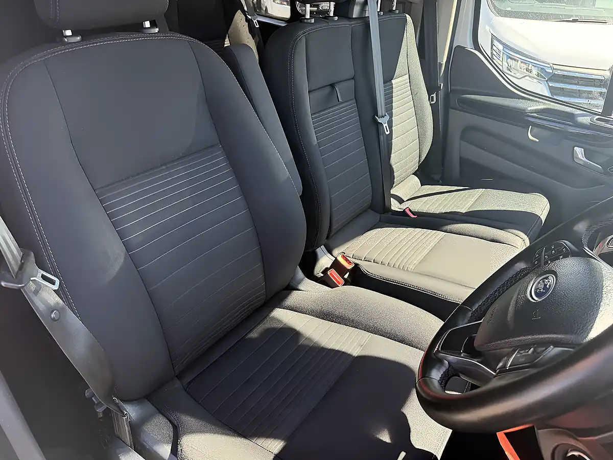 Used 2022 Ford Transit Custom Limited Frozen White (solid Colour) - Interior and Exterior details 6