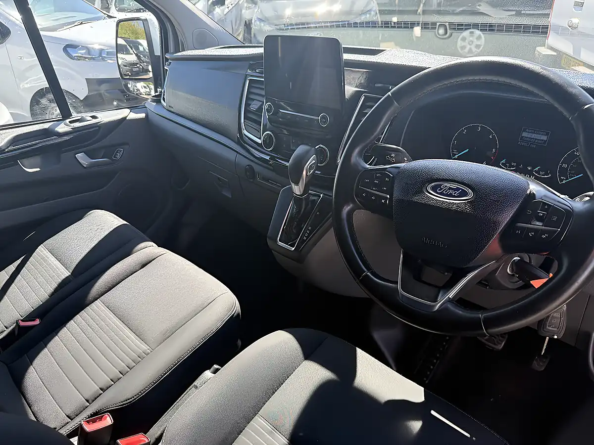 Used 2022 Ford Transit Custom Limited Frozen White (solid Colour) - Interior and Exterior details 7