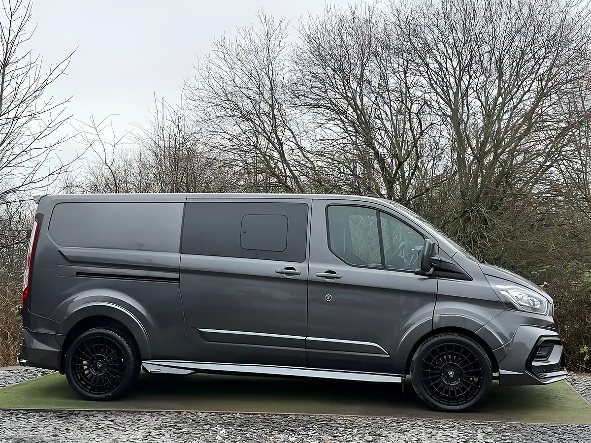 Used 2022 Ford Transit Custom Limited Grey - Interior and Exterior details 9