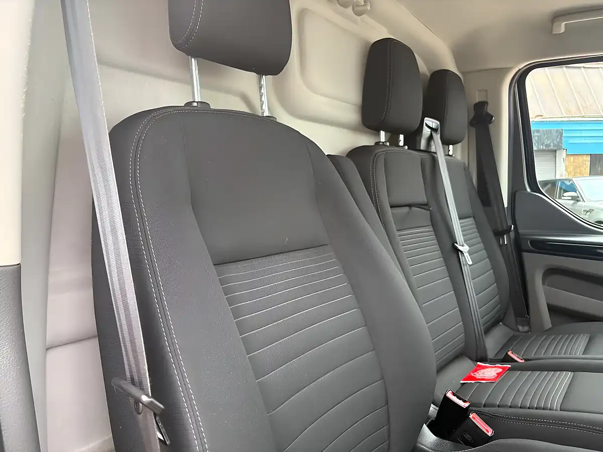 Used 2022 Ford Transit Custom Limited Grey - Interior and Exterior details 13