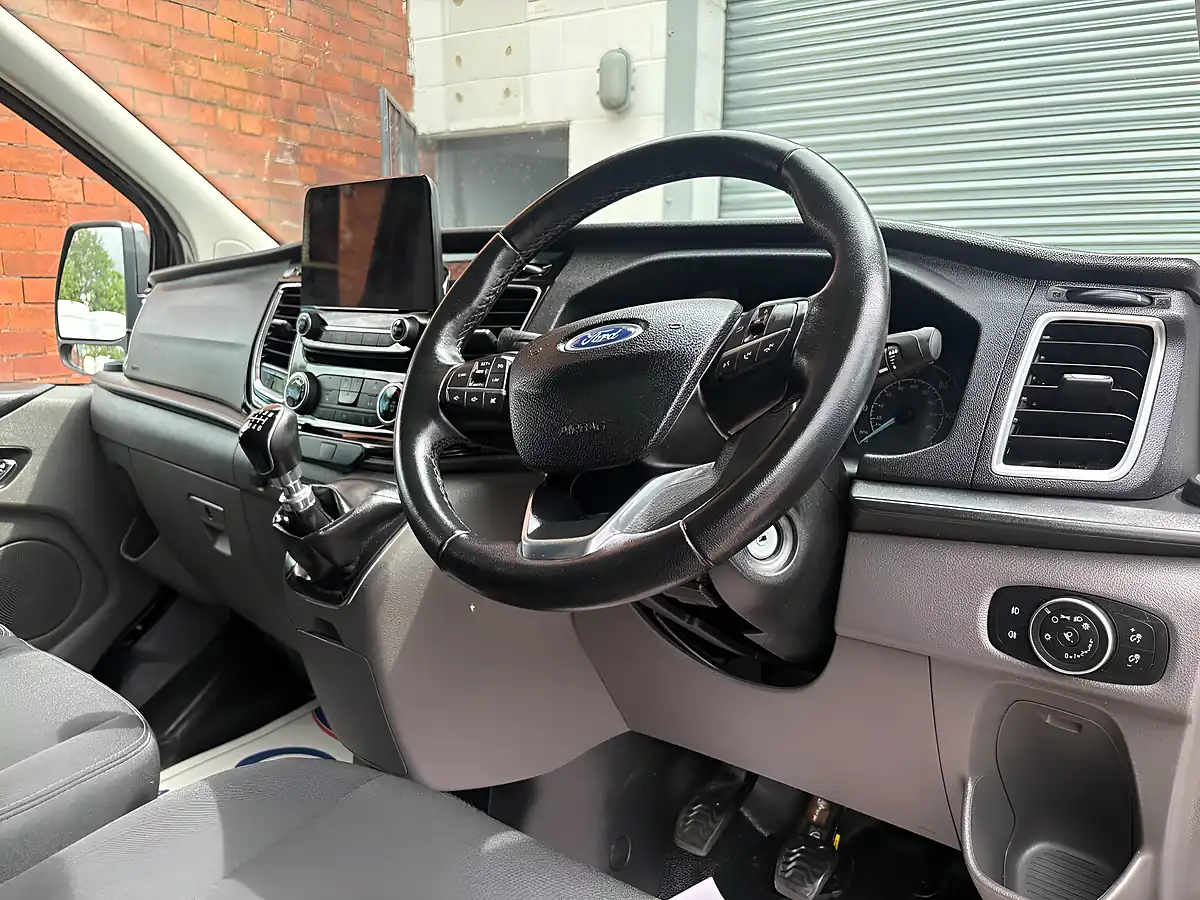 Used 2022 Ford Transit Custom Limited Grey - Interior and Exterior details 14