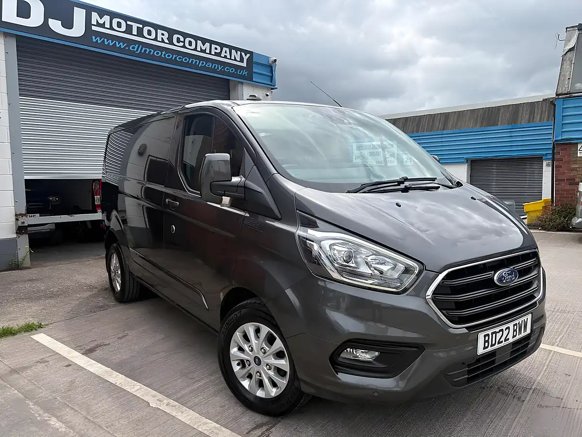 Used 2022 Ford Transit Custom Limited Grey - Interior and Exterior details 5
