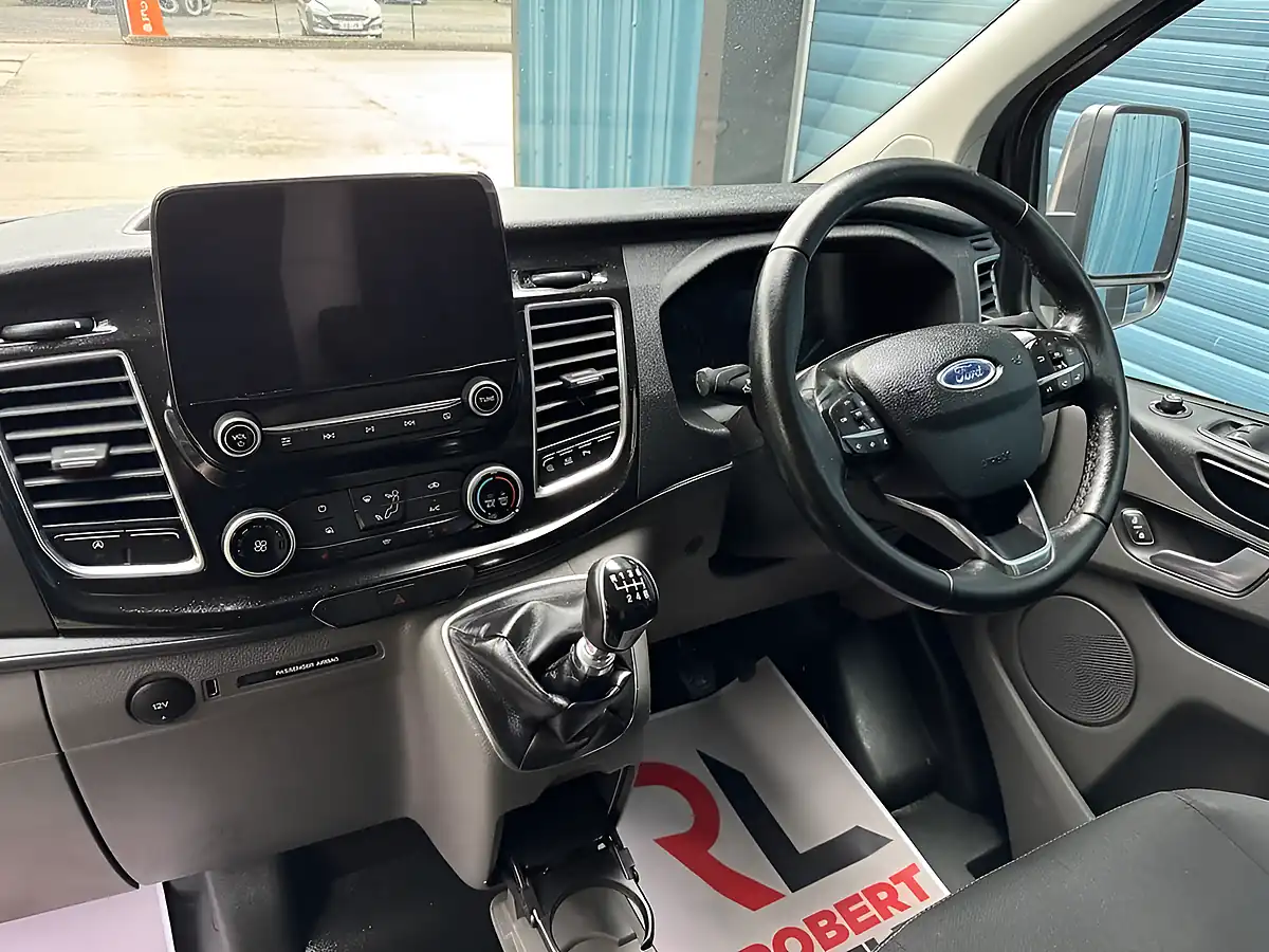 Used 2022 Ford Transit Custom Limited Grey - Interior and Exterior details 11