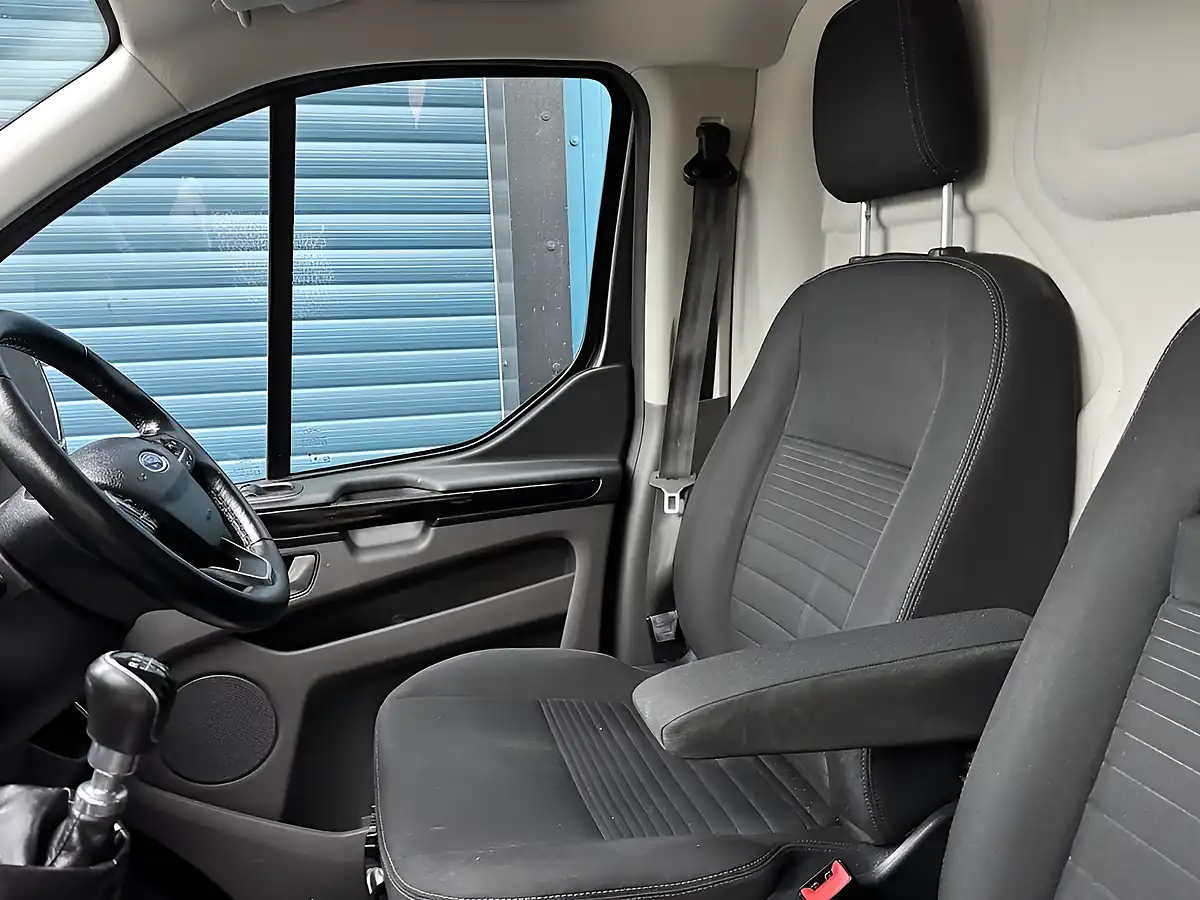 Used 2022 Ford Transit Custom Limited Grey - Interior and Exterior details 15