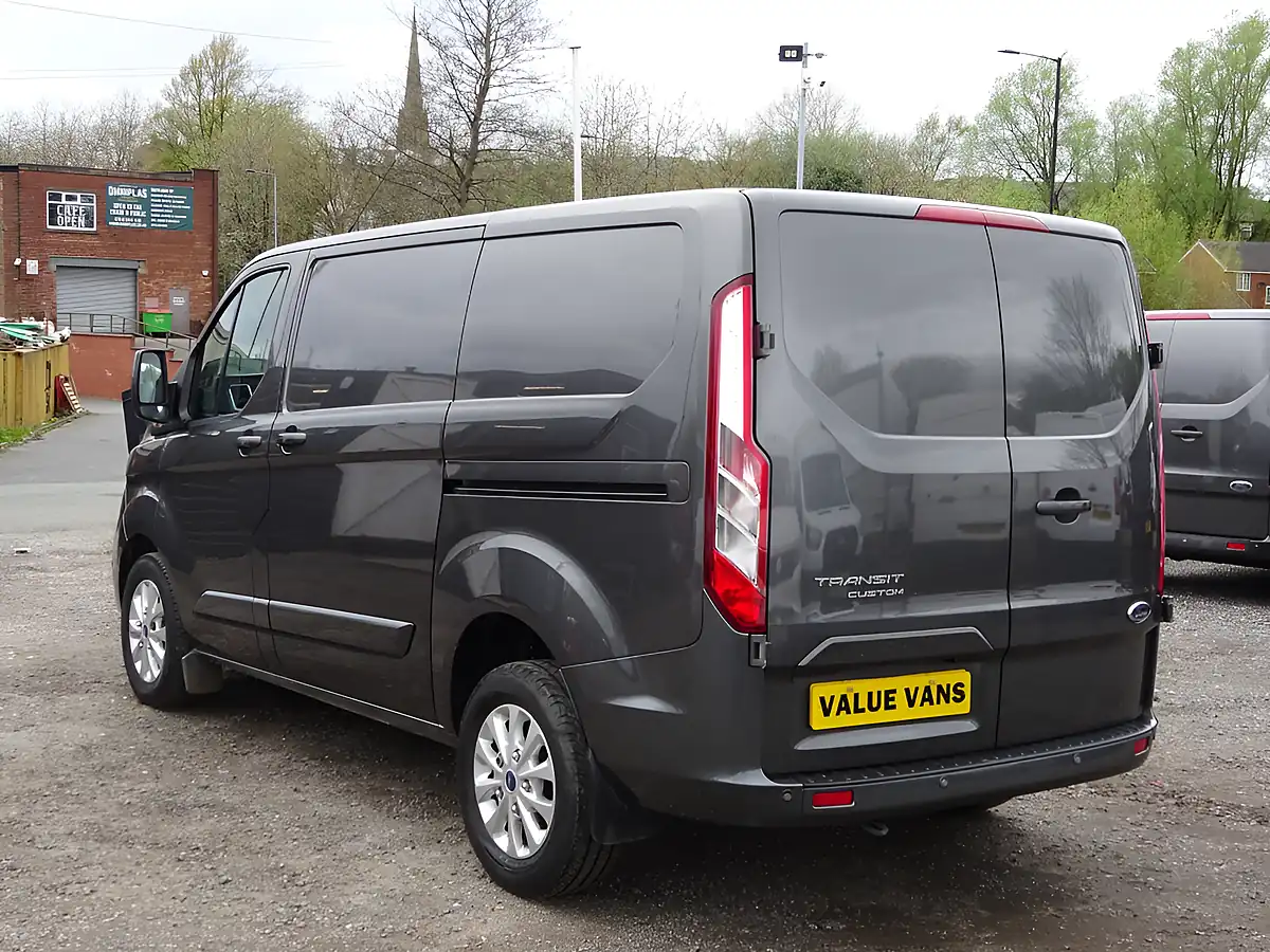 Used 2022 Ford Transit Custom Limited L1 H1 Swb Grey - Interior and Exterior details 16