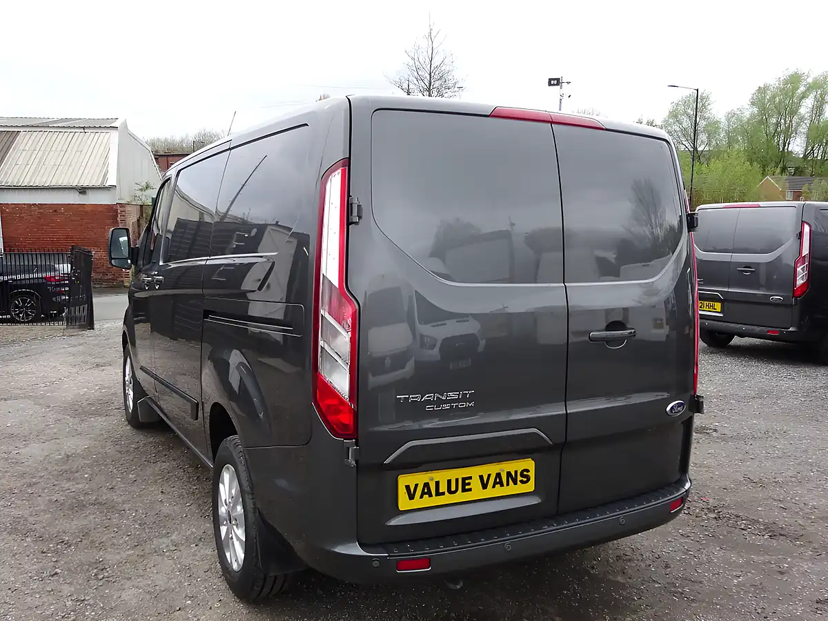 Used 2022 Ford Transit Custom Limited L1 H1 Swb Grey - Interior and Exterior details 18