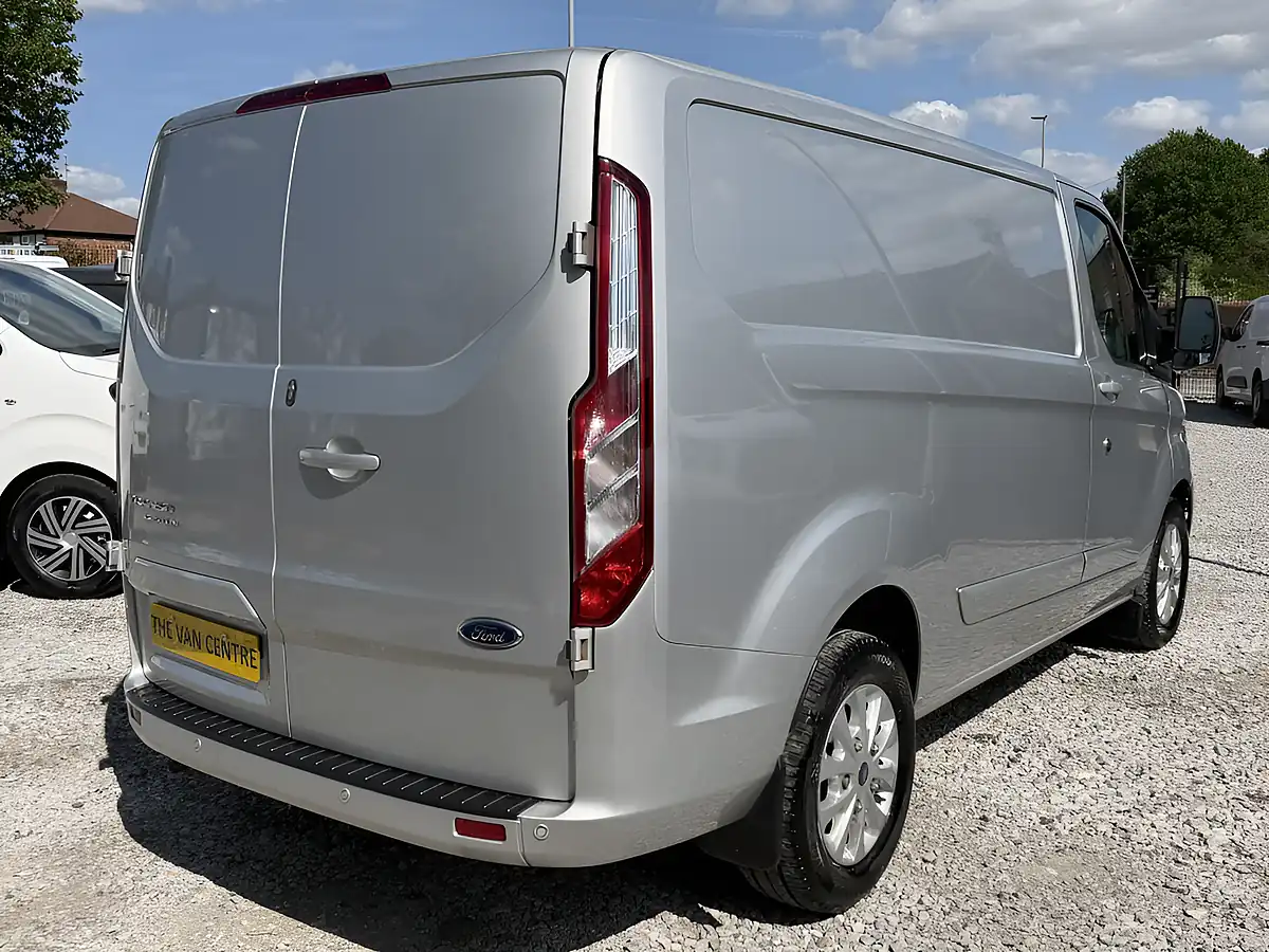 Used 2022 Ford Transit Custom Limited L1 H1 (swb) Moondust Silver - Interior and Exterior details 10