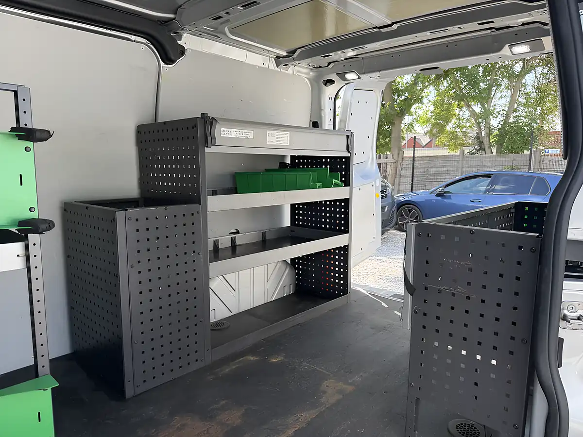 Used 2022 Ford Transit Custom Limited L1 H1 (swb) Moondust Silver - Interior and Exterior details 19