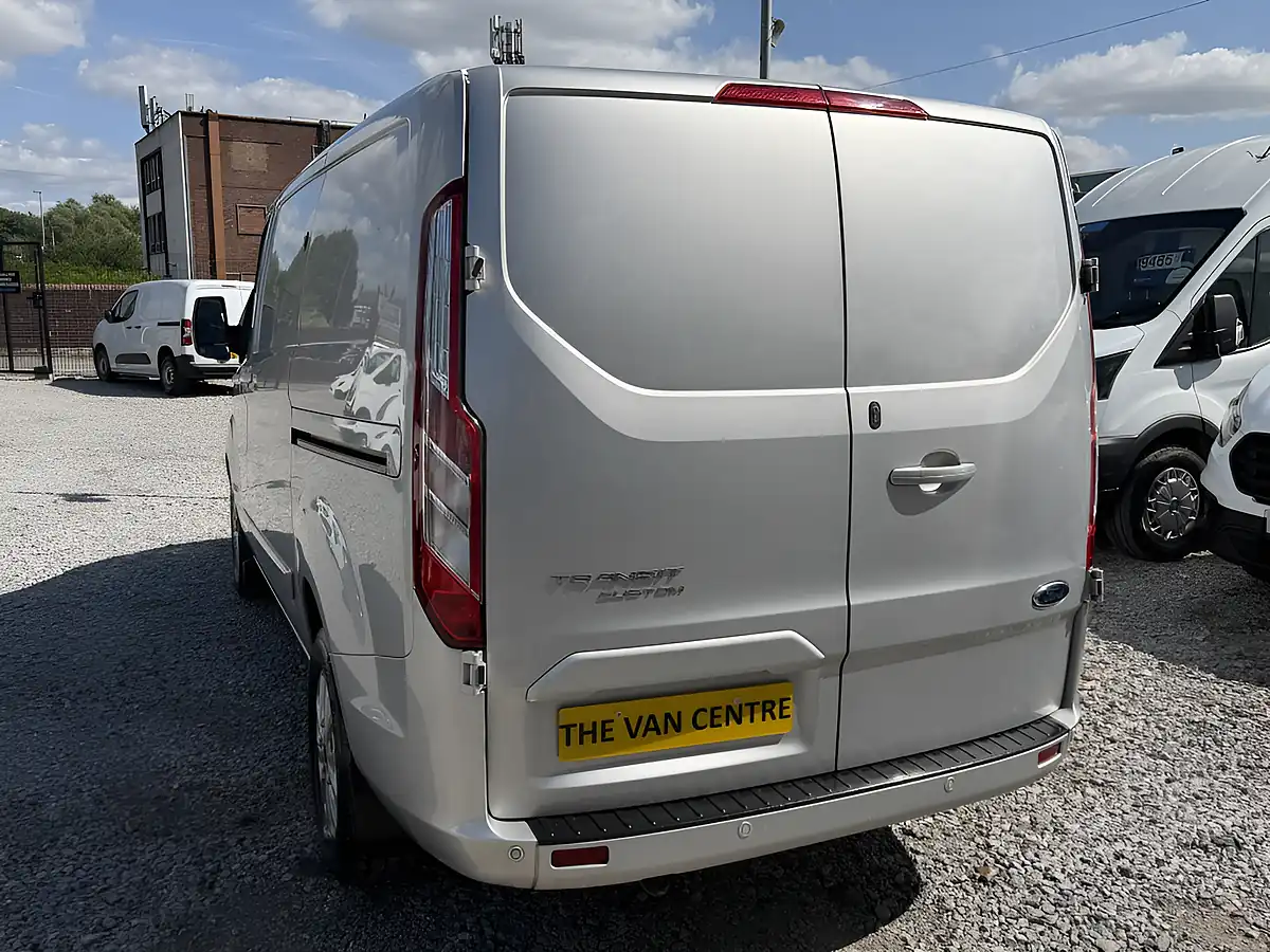 Used 2022 Ford Transit Custom Limited L1 H1 (swb) Moondust Silver - Interior and Exterior details 9