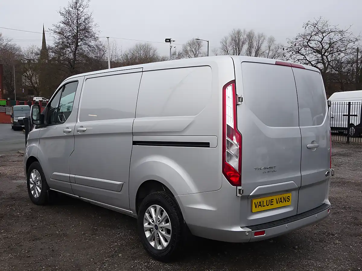 Used 2022 Ford Transit Custom Limited L1 H1 (swb) Silver - Interior and Exterior details 15