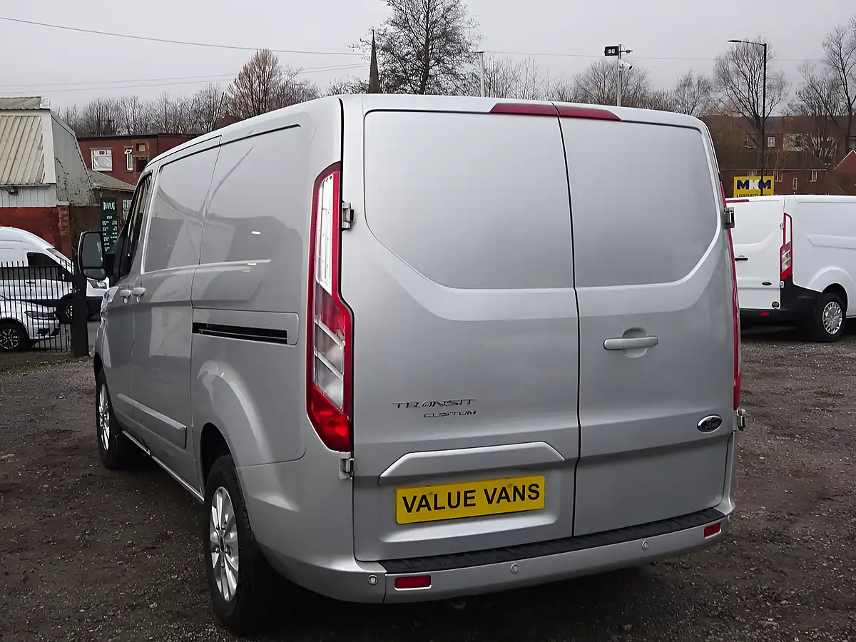 Used 2022 Ford Transit Custom Limited L1 H1 (swb) Silver - Interior and Exterior details 17