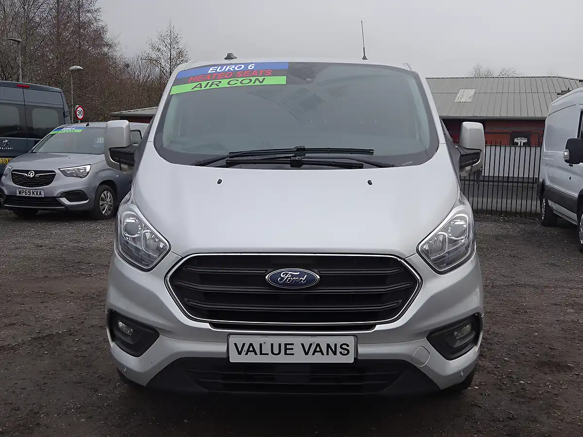 Used 2022 Ford Transit Custom Limited L1 H1 (swb) Silver - Interior and Exterior details 4