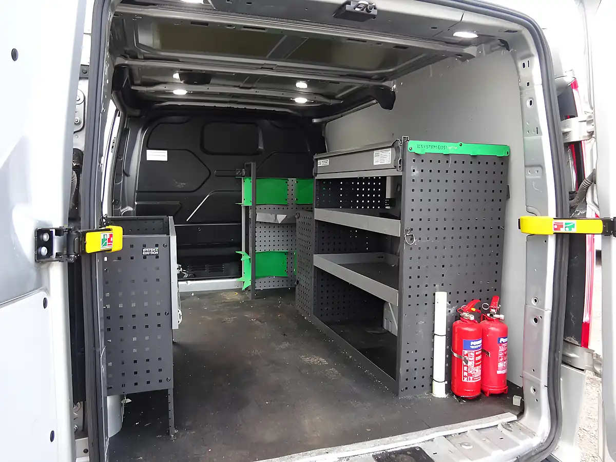 Used 2022 Ford Transit Custom Limited L1 H1 (swb) Silver - Interior and Exterior details 11