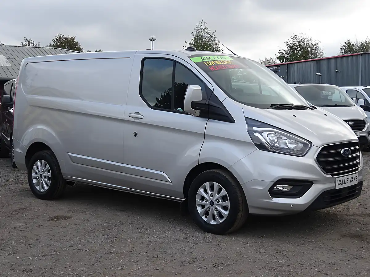 Used 2022 Ford Transit Custom Limited L1 H1 (swb) Silver - Interior and Exterior details 8