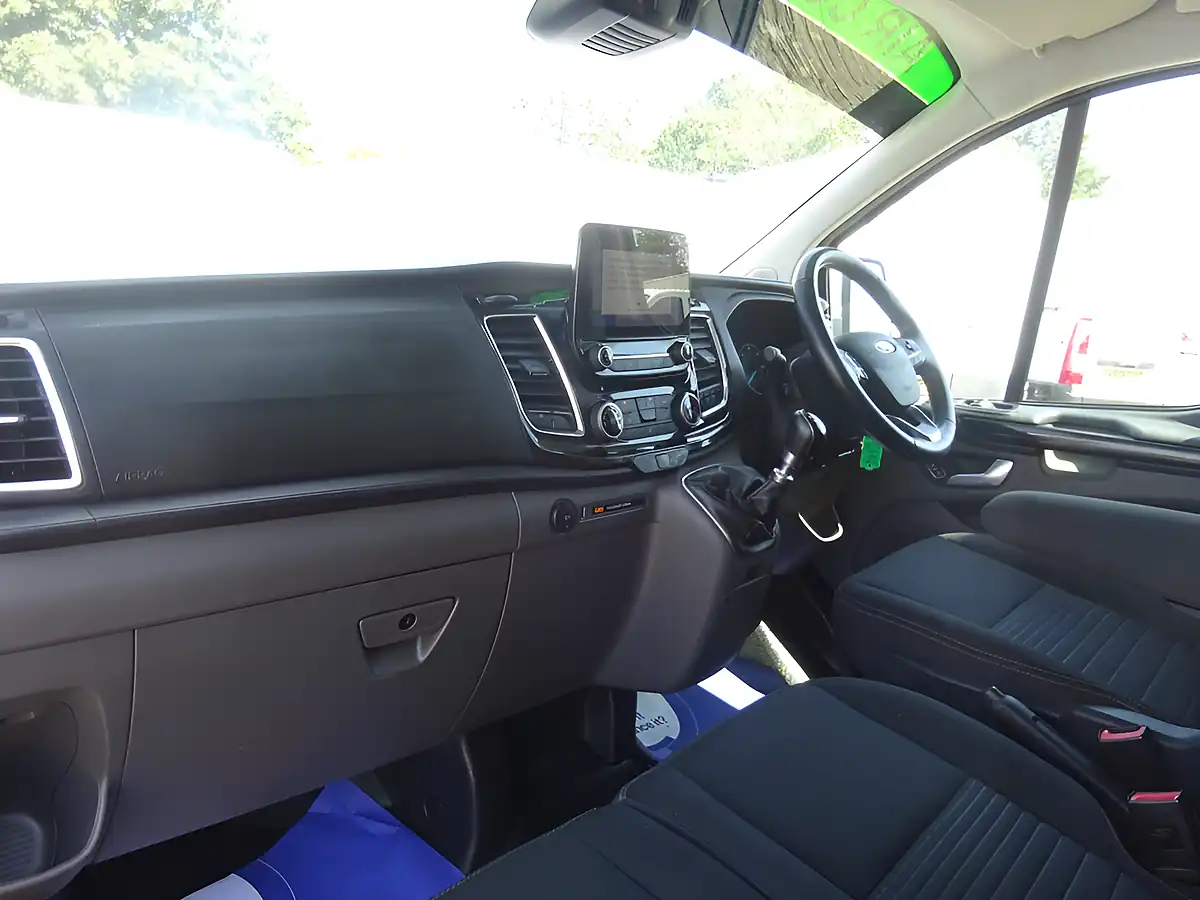 Used 2022 Ford Transit Custom Limited L1 H1 (swb) White - Interior and Exterior details 13