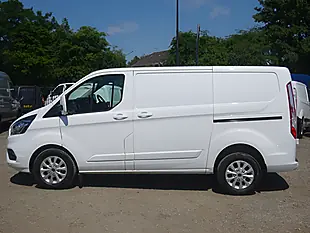 Used 2022 Ford Transit Custom Limited L1 H1 (swb) White - Interior and Exterior details 8