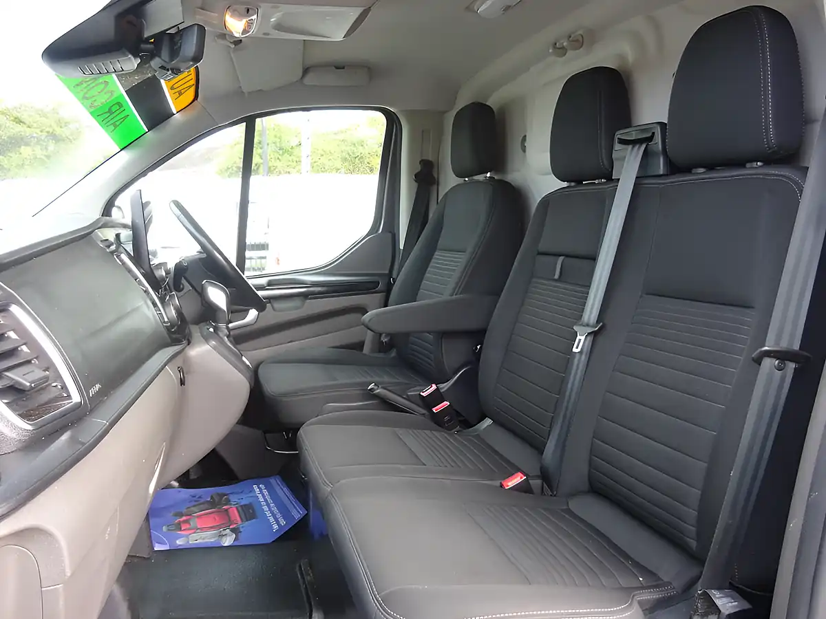 Used 2022 Ford Transit Custom Limited L1 (swb) Grey - Interior and Exterior details 10