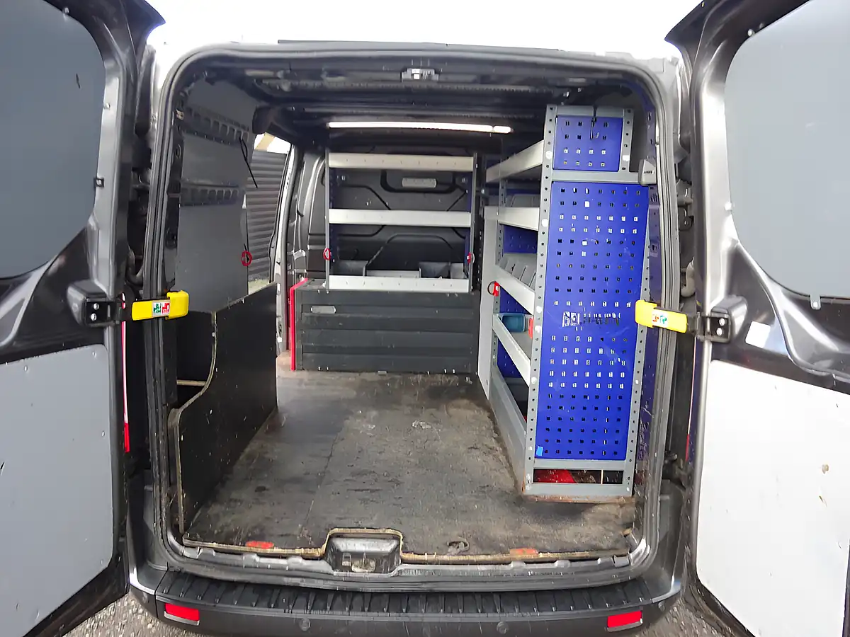 Used 2022 Ford Transit Custom Limited L1 (swb) Grey - Interior and Exterior details 11