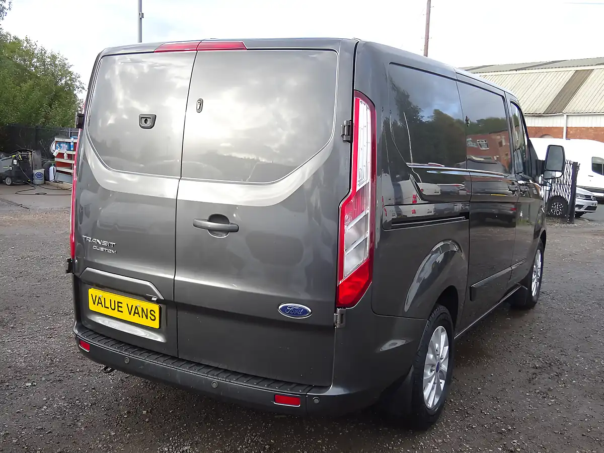 Used 2022 Ford Transit Custom Limited L1 (swb) Grey - Interior and Exterior details 17