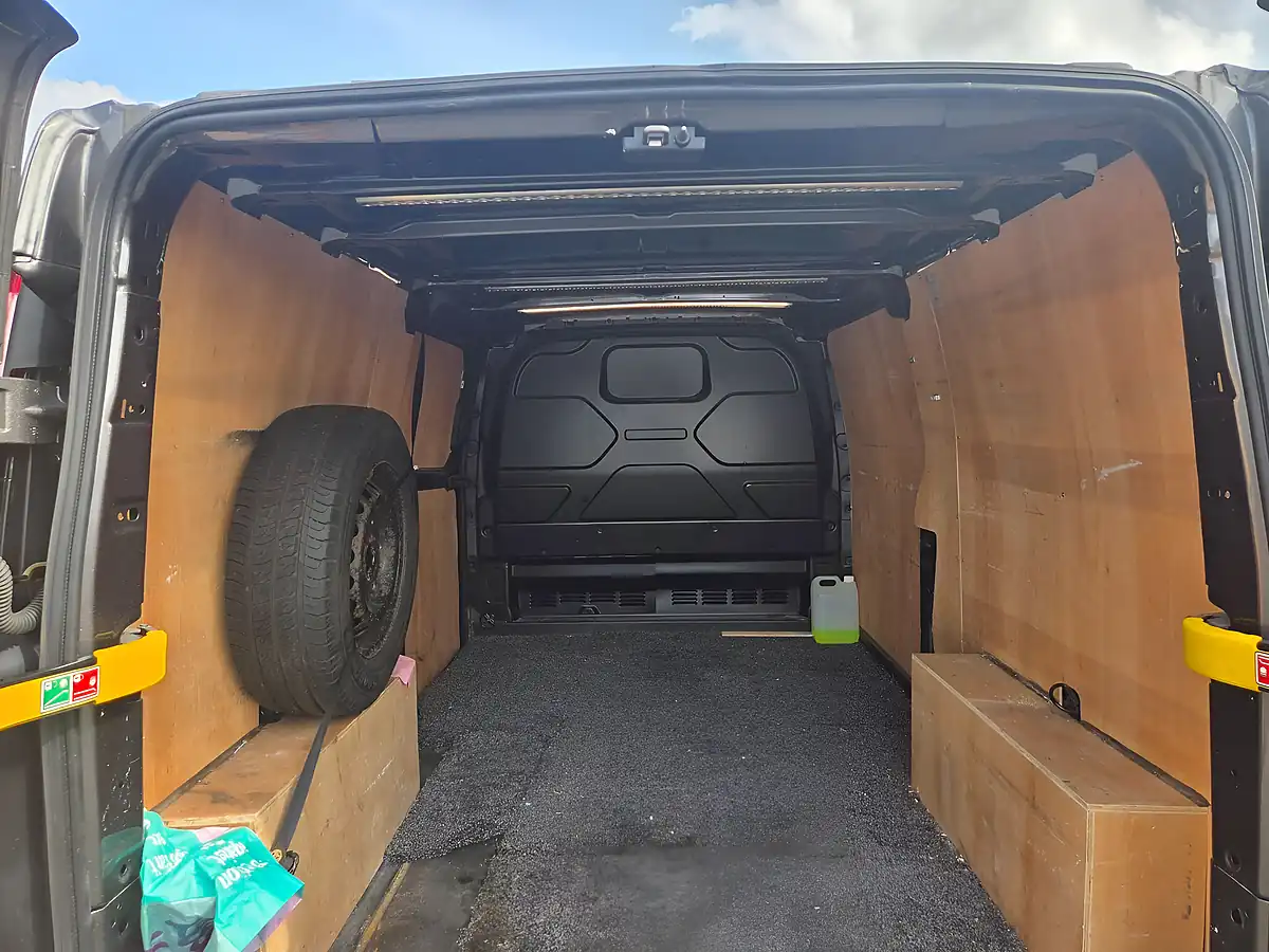 Used 2022 Ford Transit Custom Limited L2 H1 Grey - Interior and Exterior details 13