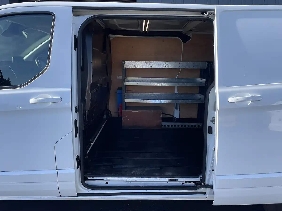 Used 2022 Ford Transit Custom Limited Lwb White - Interior and Exterior details 15