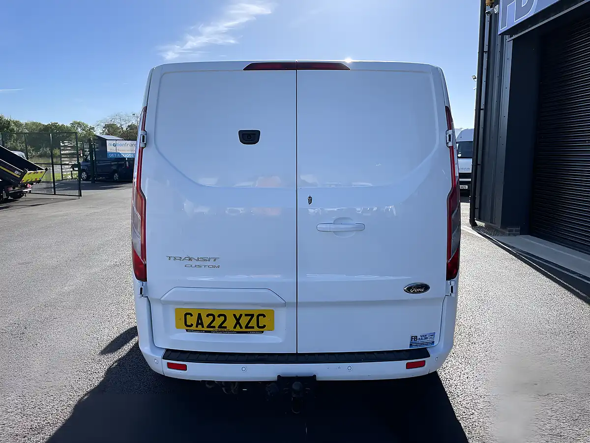 Used 2022 Ford Transit Custom Limited Lwb White - Interior and Exterior details 6