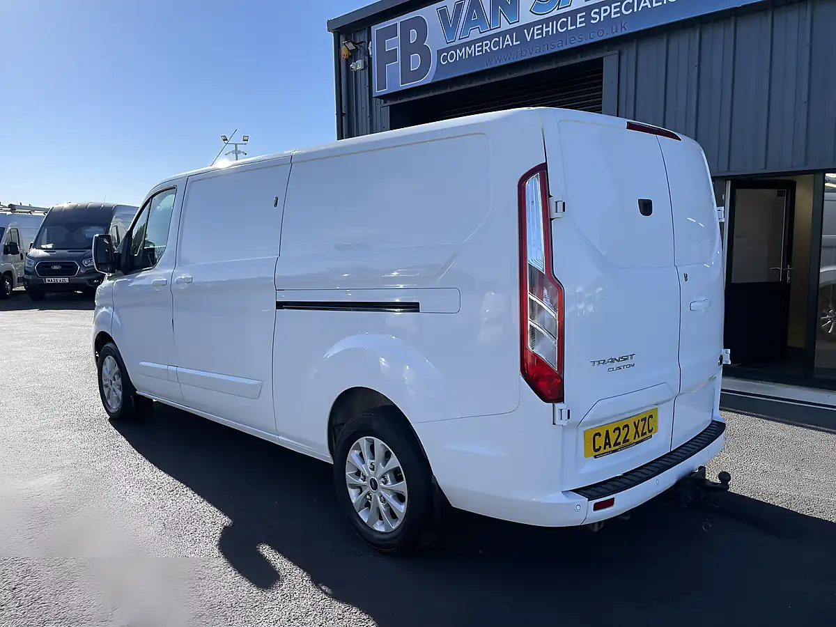 Used 2022 Ford Transit Custom Limited Lwb White - Interior and Exterior details 7