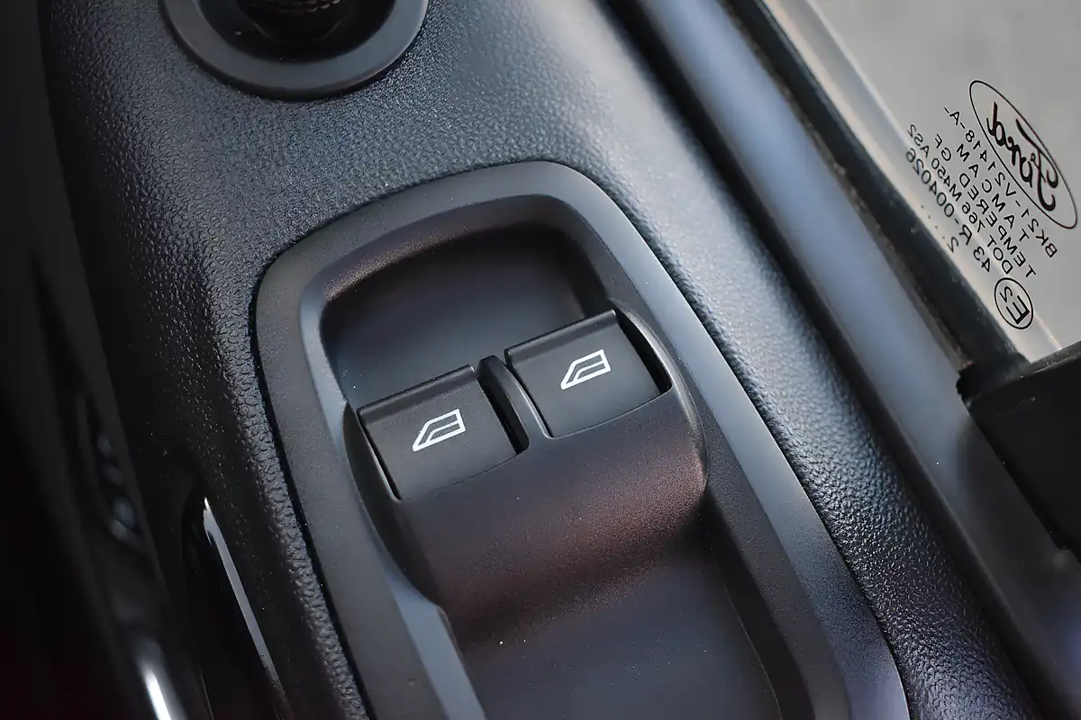 Used 2022 Ford Transit Custom Limited Magnetic Grey - Interior and Exterior details 15