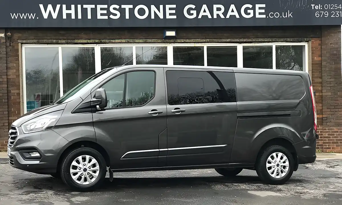 Used 2022 Ford Transit Custom Limited Magnetic Grey - Interior and Exterior details 8