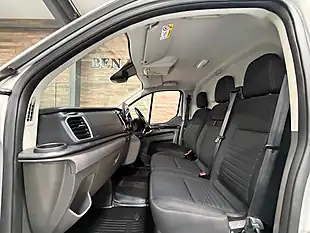 Used 2022 Ford Transit Custom Limited Moondust Silver - Interior and Exterior details 10