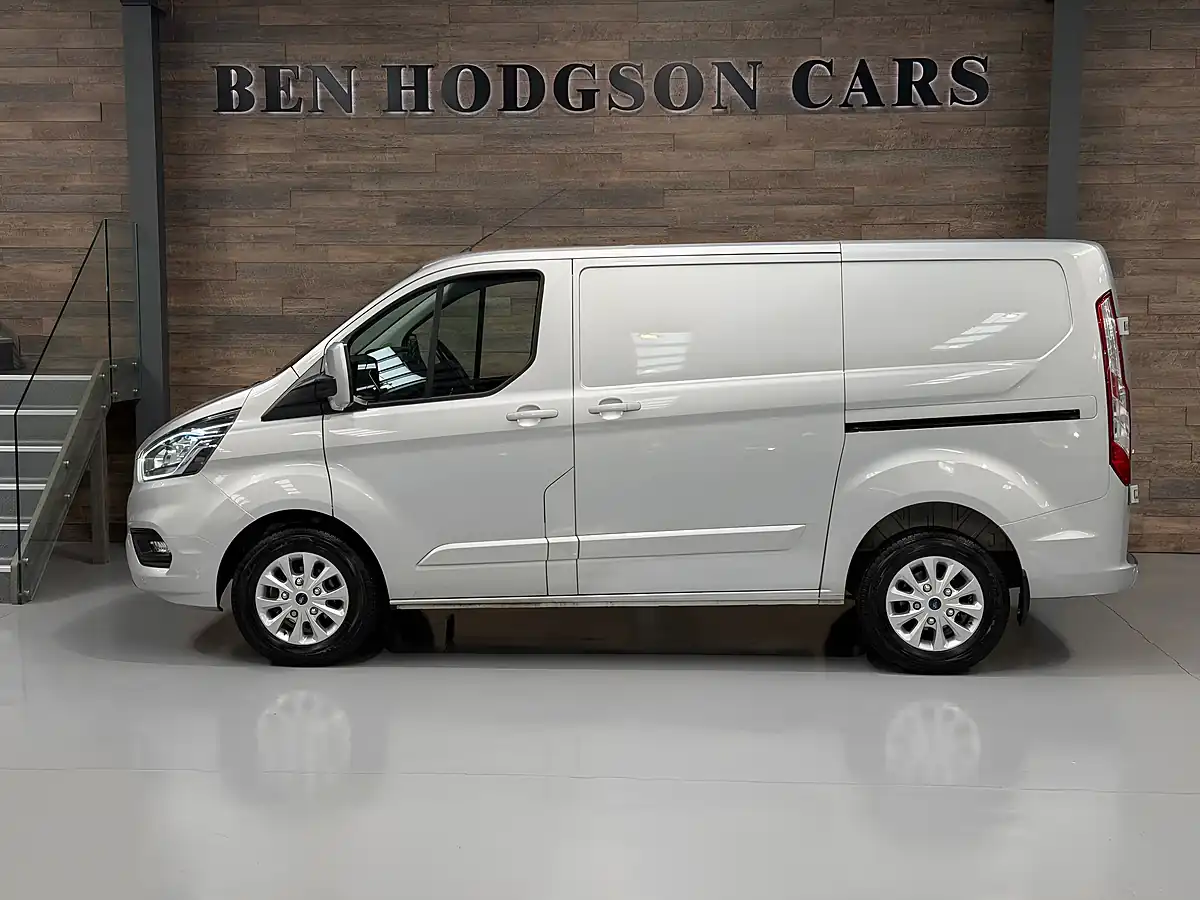 Used 2022 Ford Transit Custom Limited Moondust Silver - Interior and Exterior details 6