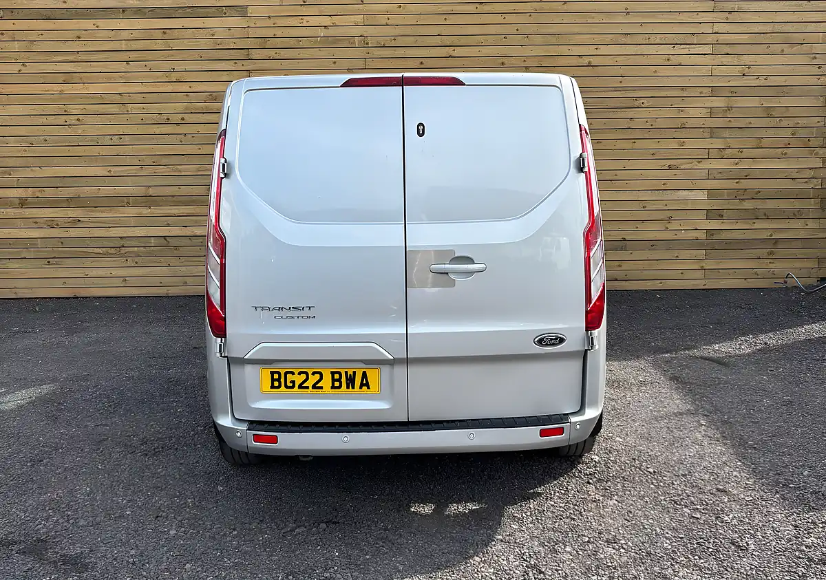 Used 2022 Ford Transit Custom Limited Moondust Silver - Interior and Exterior details 4