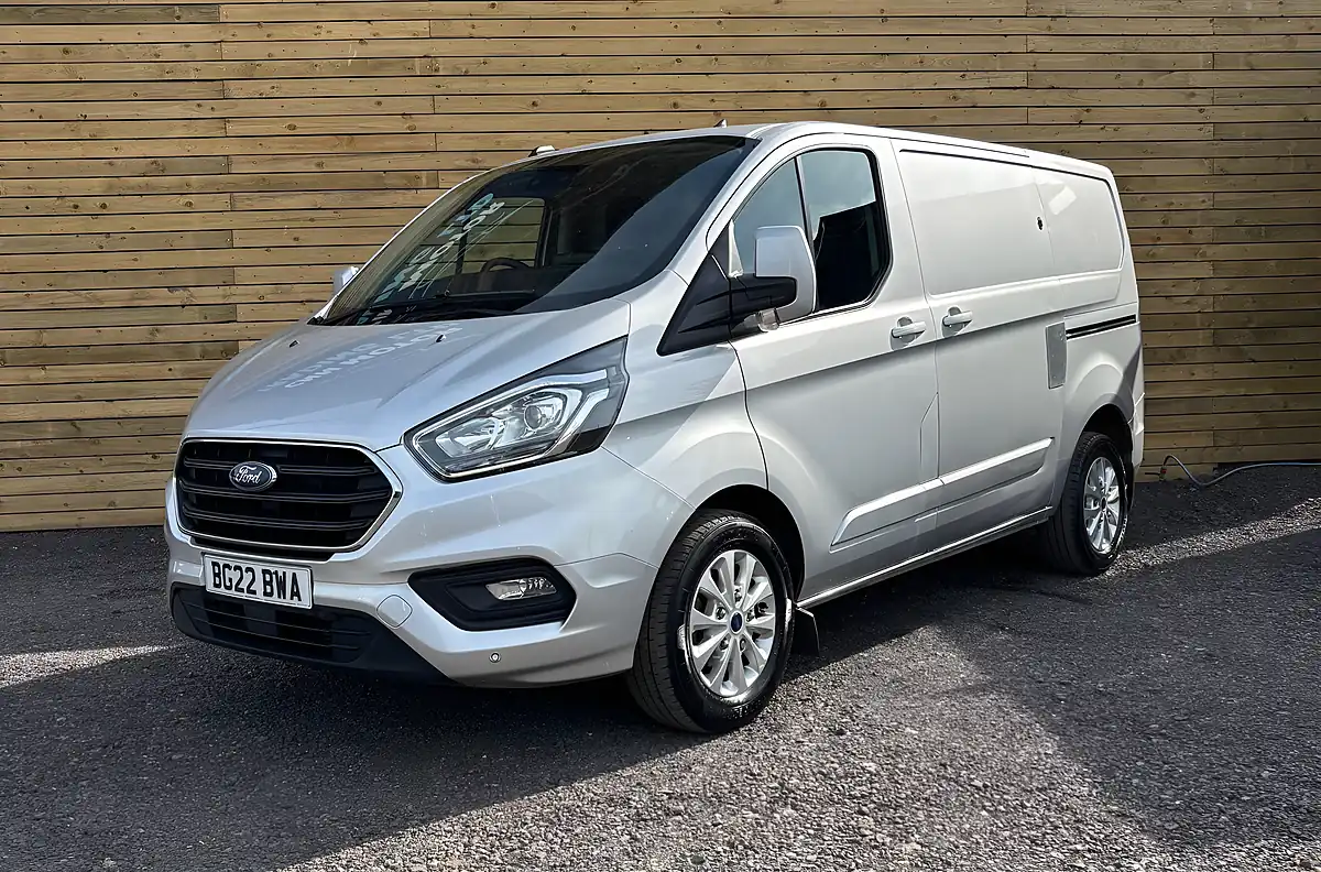 Used 2022 Ford Transit Custom Limited Moondust Silver - Interior and Exterior details 7