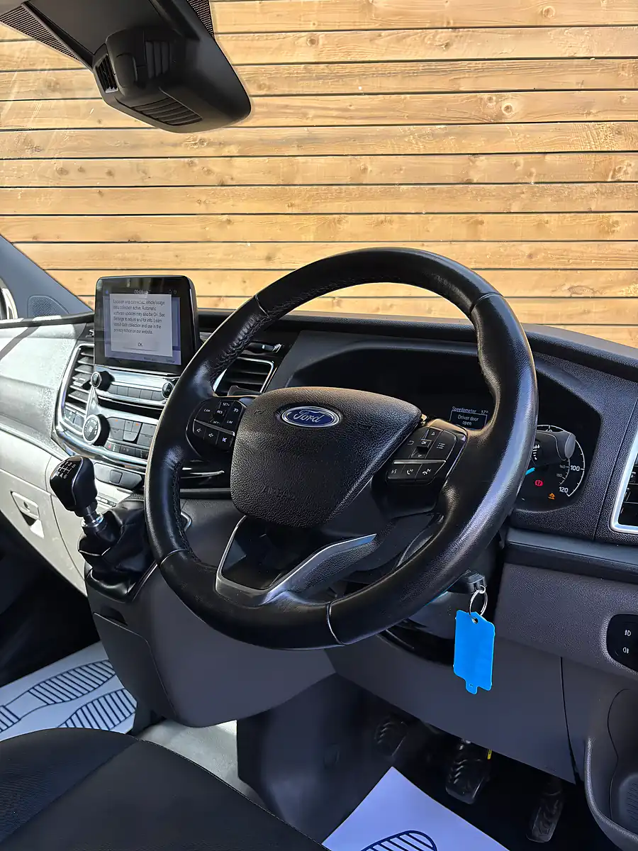 Used 2022 Ford Transit Custom Limited Moondust Silver - Interior and Exterior details 13