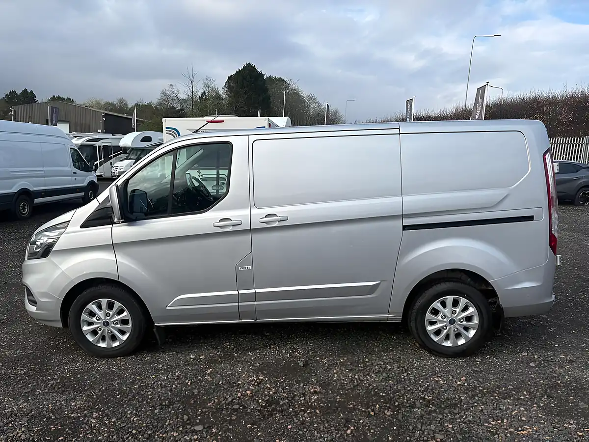 Used 2022 Ford Transit Custom Limited Moondust Silver - Interior and Exterior details 4