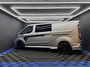Used 2022 Ford Transit Custom Limited Moondust Silver - Interior and Exterior details 15