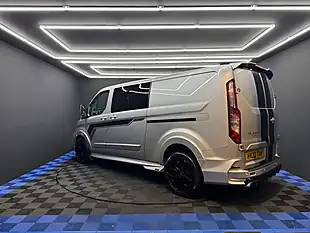 Used 2022 Ford Transit Custom Limited Moondust Silver - Interior and Exterior details 17