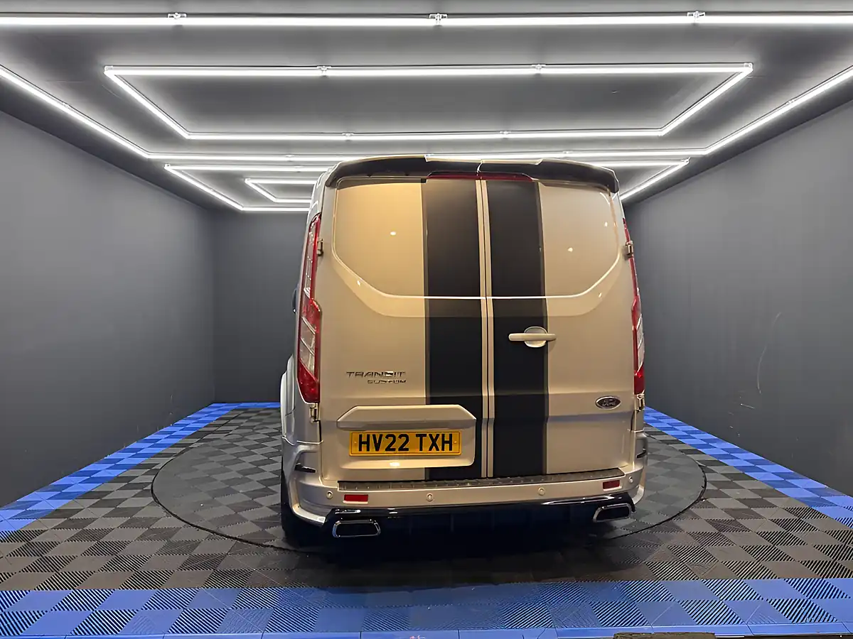 Used 2022 Ford Transit Custom Limited Moondust Silver - Interior and Exterior details 20