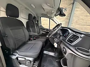 Used 2022 Ford Transit Custom Limited Moondust Silver - Interior and Exterior details 8