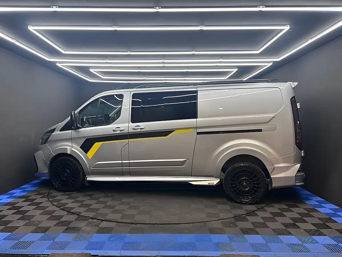 Used 2022 Ford Transit Custom Limited Silver - Interior and Exterior details 12
