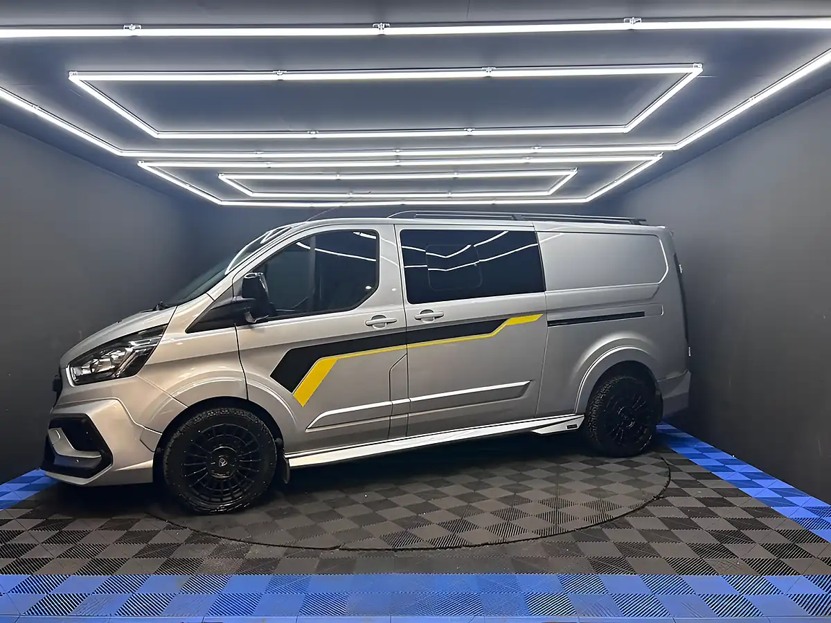 Used 2022 Ford Transit Custom Limited Silver - Interior and Exterior details 9