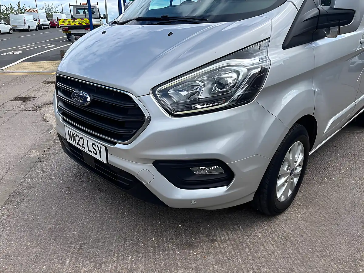 Used 2022 Ford Transit Custom Limited Silver - Interior and Exterior details 7