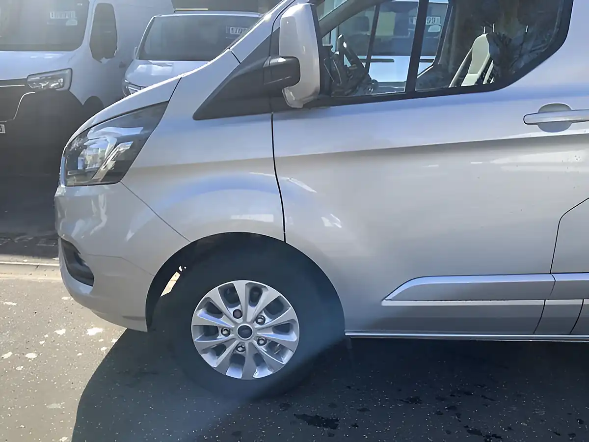 Used 2022 Ford Transit Custom Limited Silver - Interior and Exterior details 13