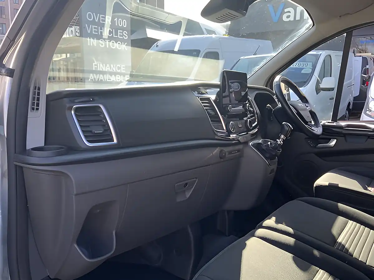 Used 2022 Ford Transit Custom Limited Silver - Interior and Exterior details 14