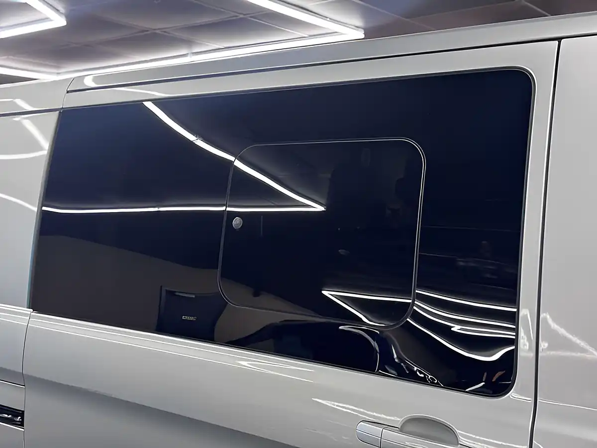 Used 2022 Ford Transit Custom Limited Silver - Interior and Exterior details 12