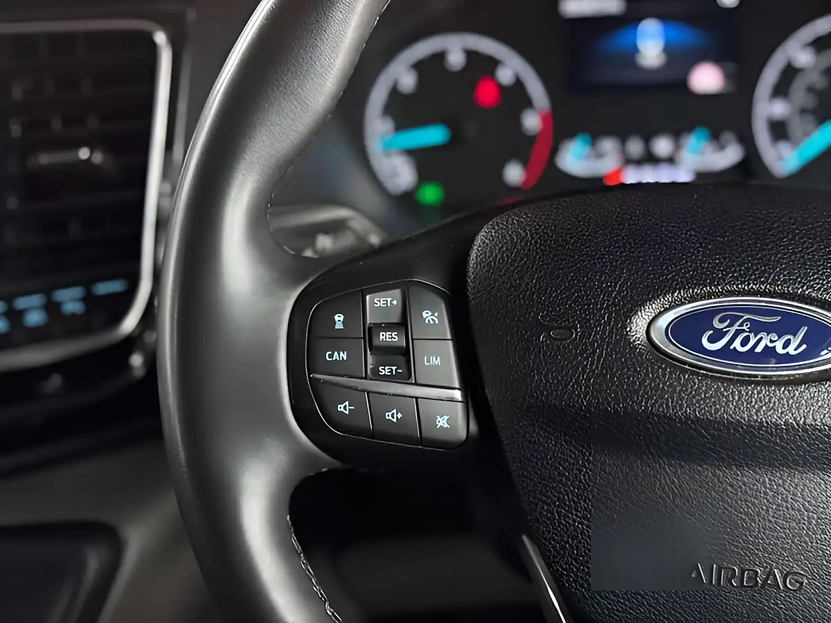 Used 2022 Ford Transit Custom Limited Silver - Interior and Exterior details 19