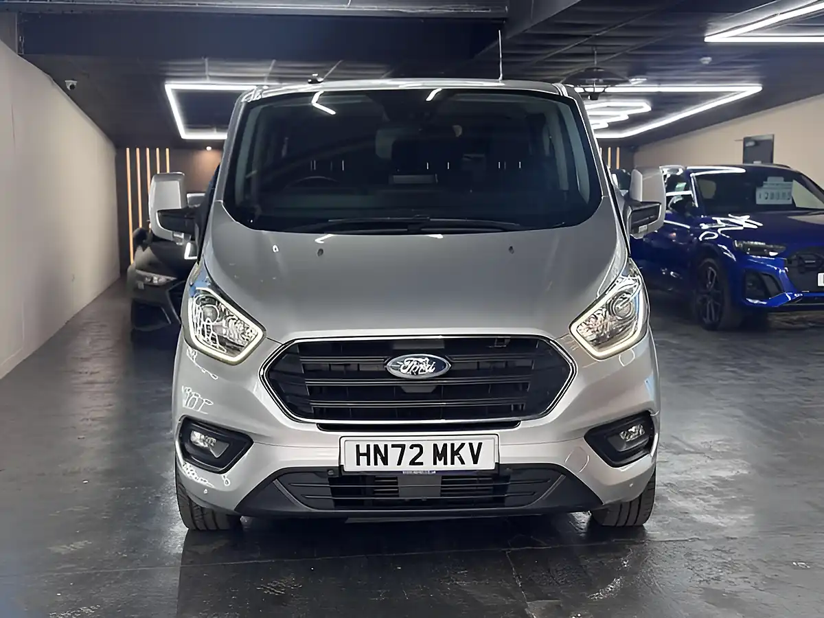Used 2022 Ford Transit Custom Limited Silver - Interior and Exterior details 3