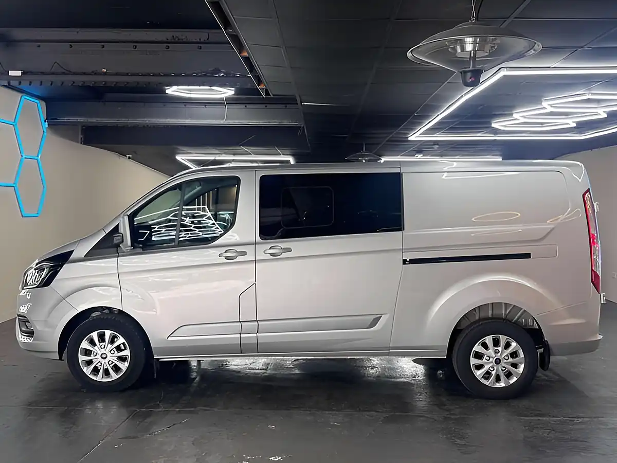 Used 2022 Ford Transit Custom Limited Silver - Interior and Exterior details 7
